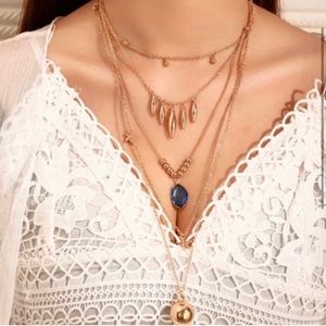 HOST PICK| Chic Gold-plated Multilayer Necklace Accessory Jewelry